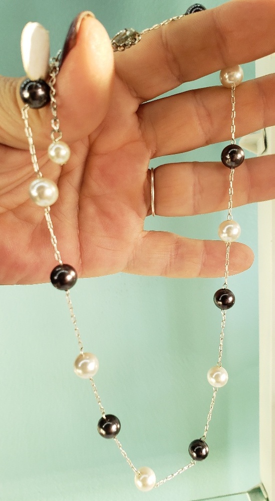 Black/white pearl sterling silver necklace 4/20$ - Picture 2 of 3